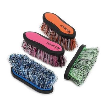 SHIRES Ezi-Groom Grip Dandy Brush