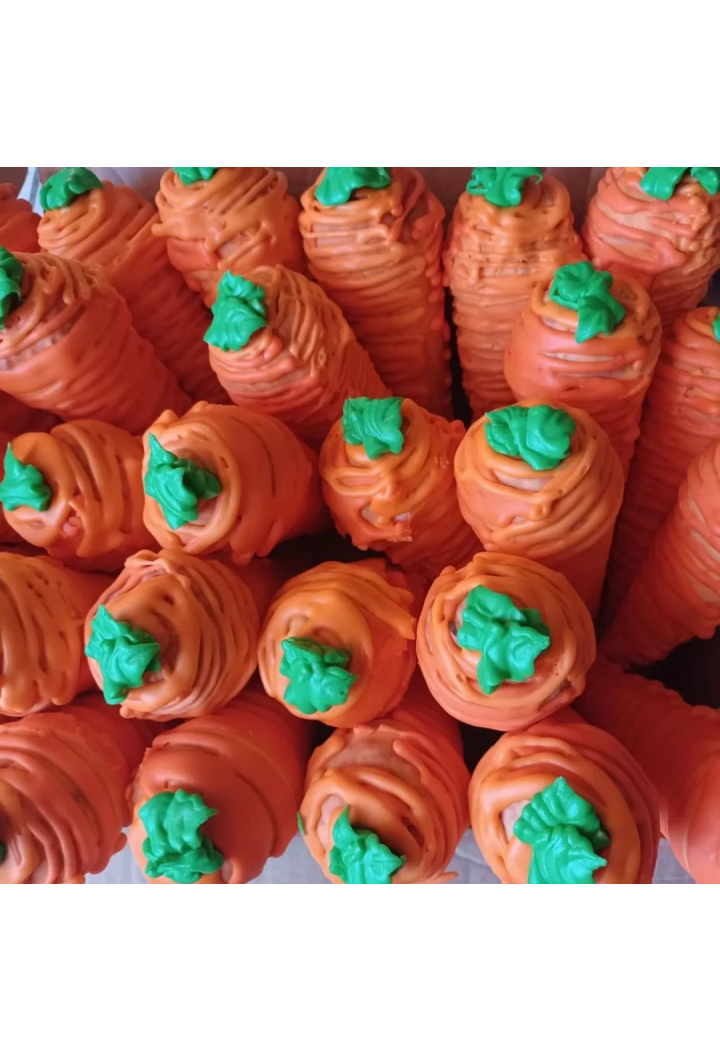 Torta PAKA DLA RUMAKA Carrot con sorpresa